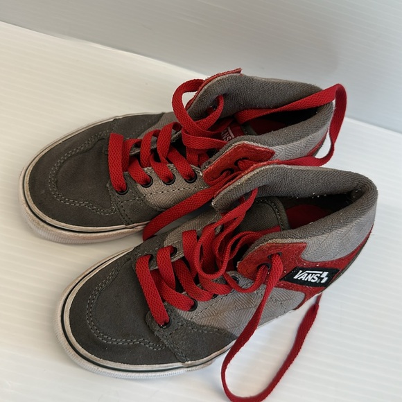 Vans Kids | Grey Red - Picture 2 of 3